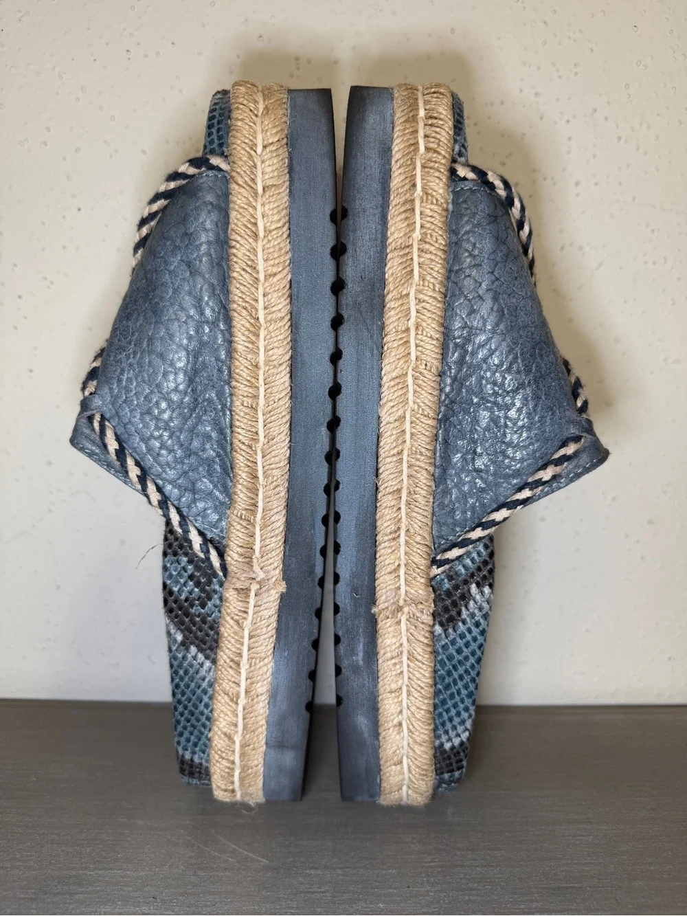 Free People Blue Leather Snakeskin Espadrille Platform Sandals Size 9 Spain
